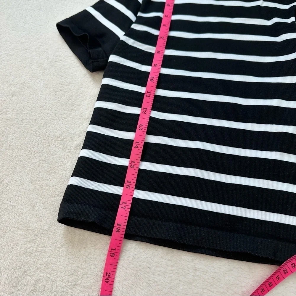 NWT Happily Grey Black & White Striped Seamless Crop Top - Picture 11 of 13